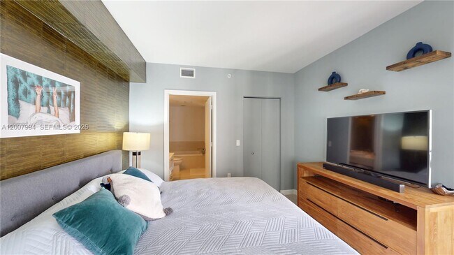 Photo - 55 SW 9th St Unit 1808