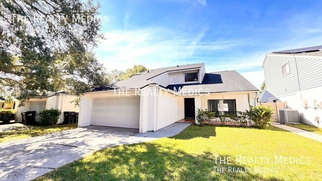 Photo - 430 Red Coat Ln