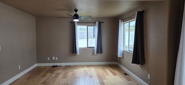 Photo - 4117 Gunsmoke Rd