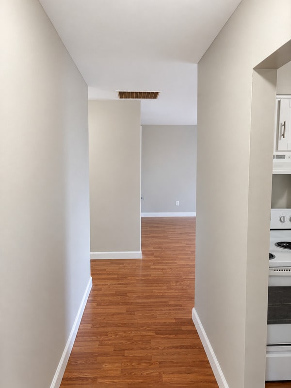 1420 E Jefferson St Unit 8