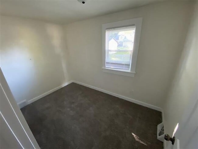 Photo - 1133 Lincoln St