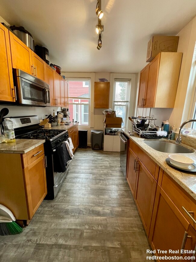 Photo - 5 Murdock Ter