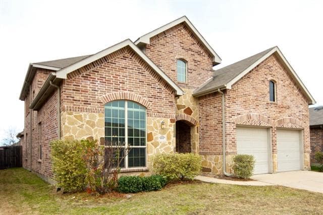 Photo - 404 Hummingbird Dr