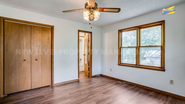Photo - 10509 US-54