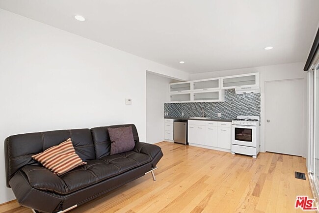 Photo - 32628 Pacific Coast Hwy