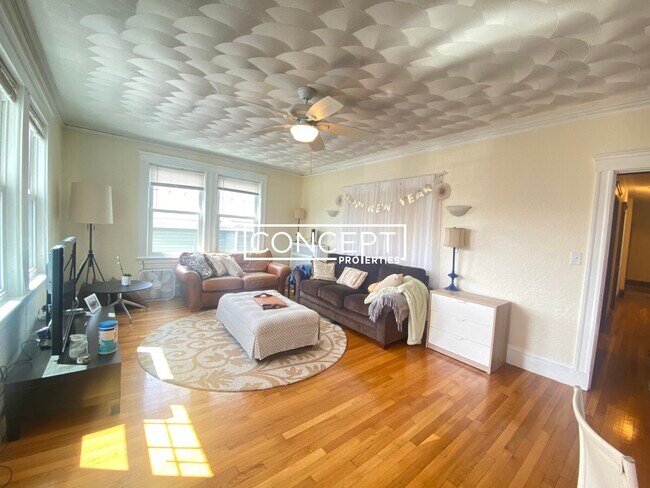 Photo - 66 Craigie St Unidad 3L