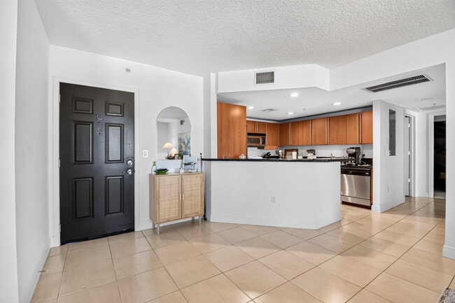 Photo - 610 Clematis St Unit 700