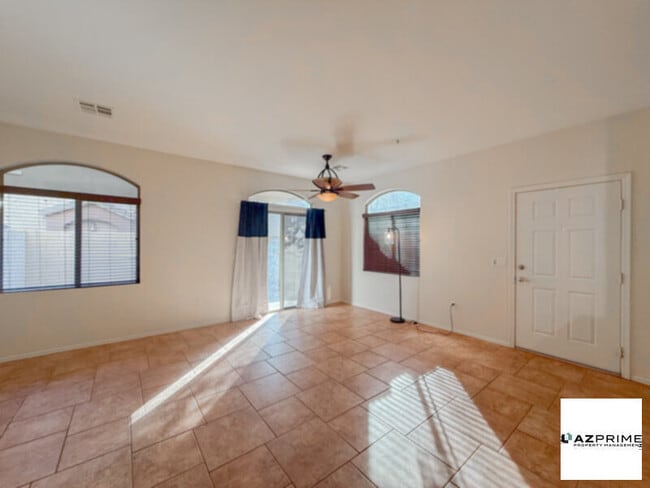 Photo - Stylish 3/2.5 Phoenix Condo!