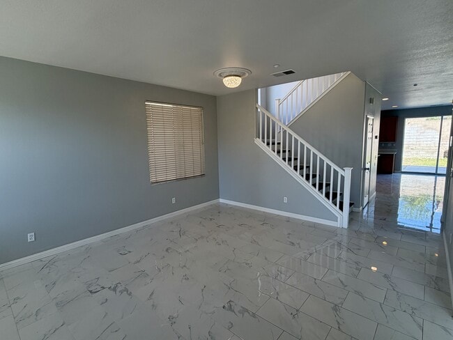 Photo - 7575 Lime Ave