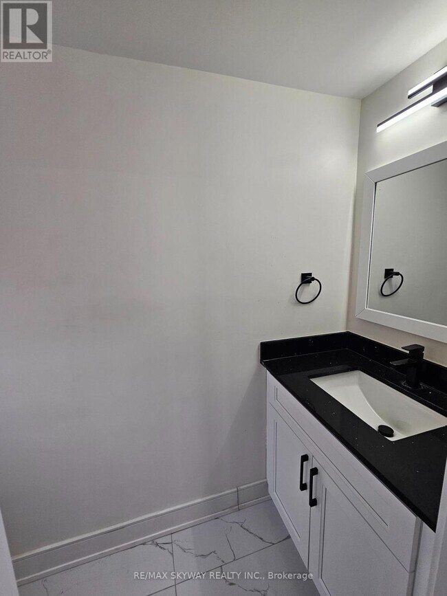 Photo - 546 Turnbridge Rd