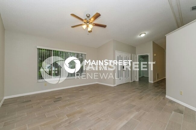 Photo - 3 Bedroom Pet-Friendly Home in Spring Hill...