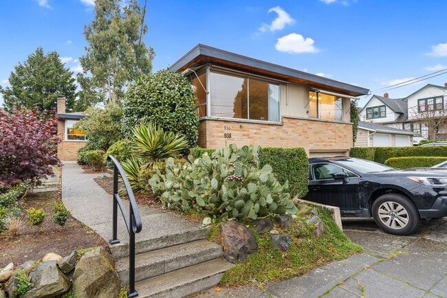 Photo - Ballard 2 bed 1 bath Available February 1st