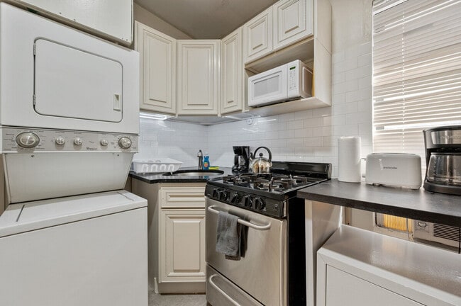 Photo - 478 9th Ave Unit SI ID1323910P