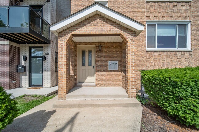 Photo - 11136 S Kedzie Ave Unidad 2