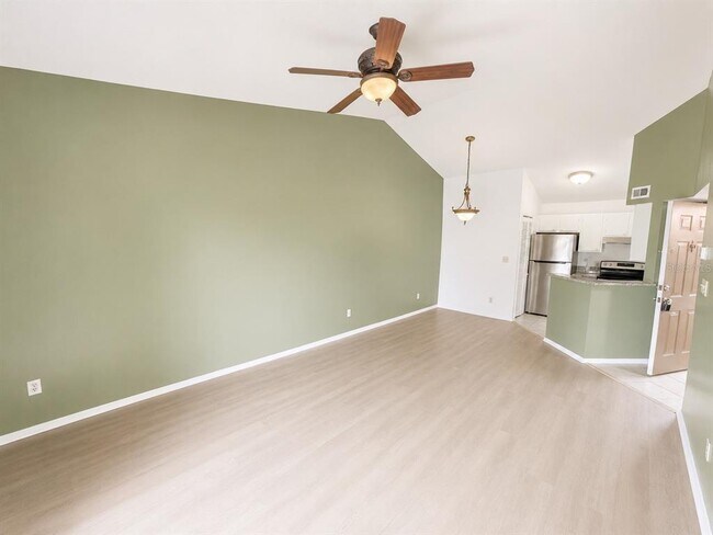 Photo - 1908 Lake Atriums Cir Unit 9