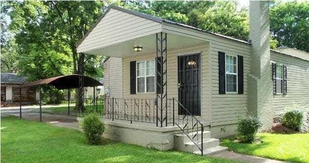 Building Photo - 605 39th Pl Rental