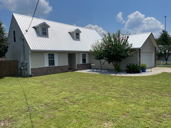 Building Photo - 120 Trenton Ave