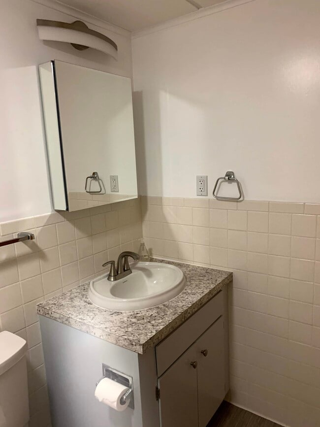 Photo - 313 Tecumseh St Unit #8