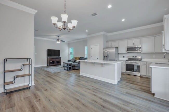 Photo - 4 Bedroom House Near LSU on Burbank