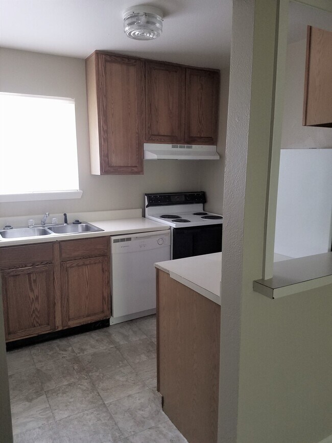 Photo - 3148 NW Cache Rd Unidad 226