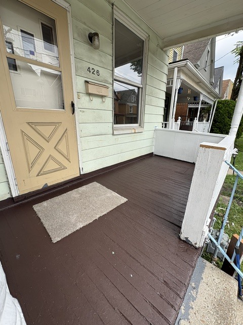 426 Eleanor St