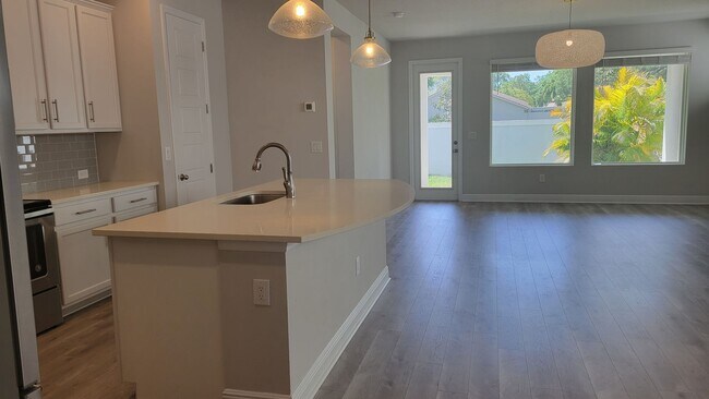 Photo - Annual Unfurnished 3/2 single family home in gated community off SR-70!