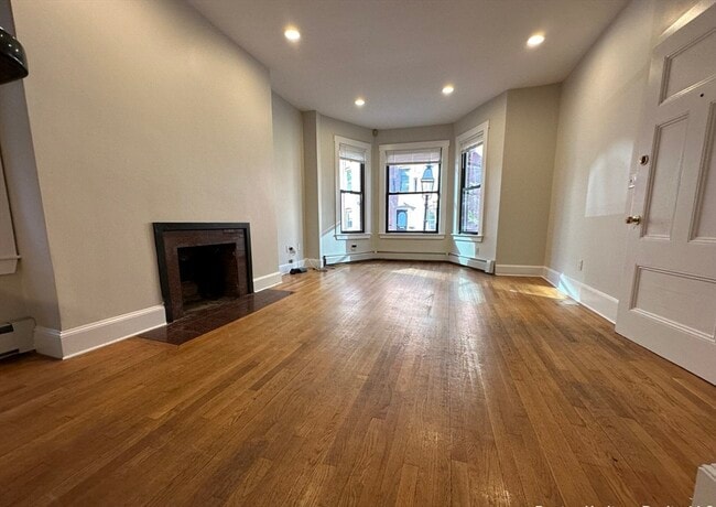 Photo - 15 St Germain St Unit 1