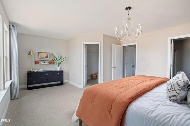 Photo - 48 Bloodroot St