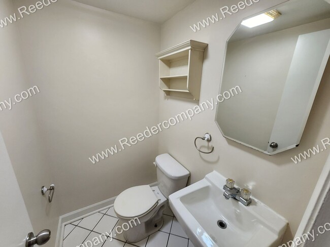 Photo - 2 bedroom townhome, minutes from highway and Morton High School