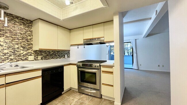 Photo - 2 Bedroom Condo with 2-Car Garage in Parkside Condominiums by Meadow Park Unit 26