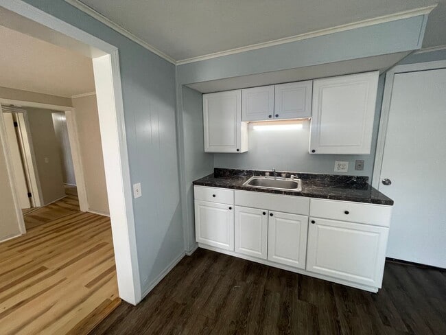 Photo - 58 Spring St Unit 58A