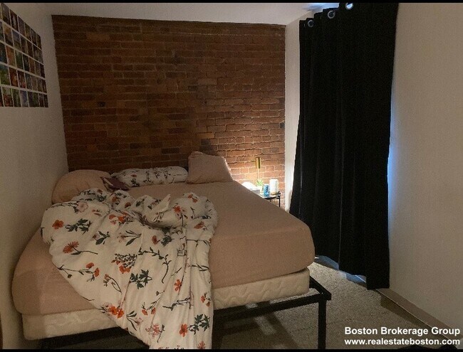 Photo - 103 Gainsborough St Unit 007