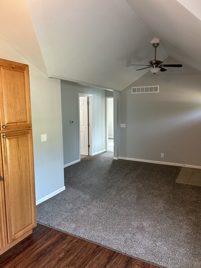 Photo - 8985 Main St Unidad 1