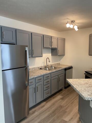 Premium - Kitchen View 2