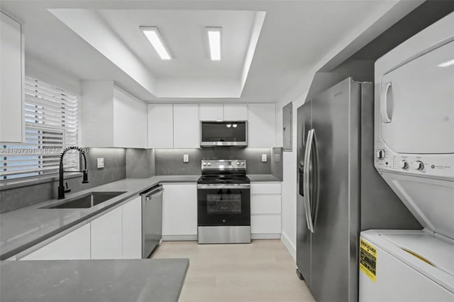 Photo - 12224 SW 52nd Pl