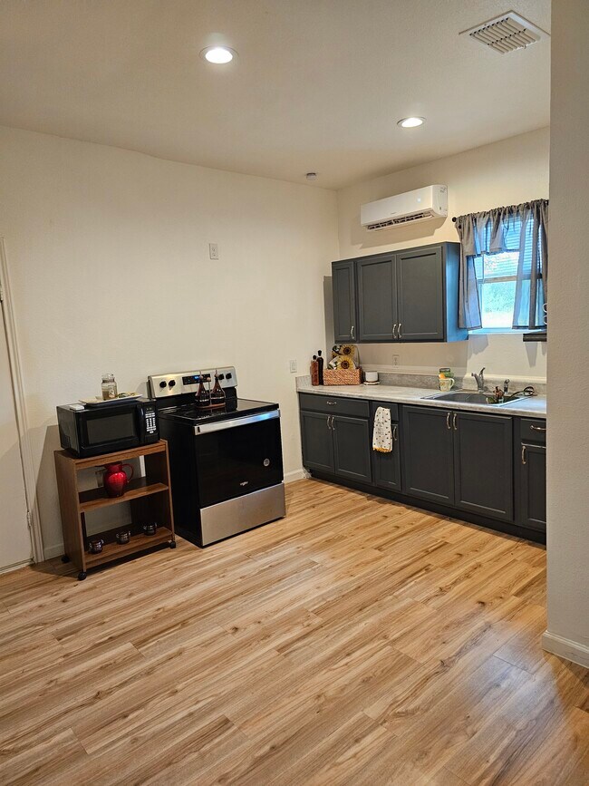 Photo - 22933 Pleasanton Rd