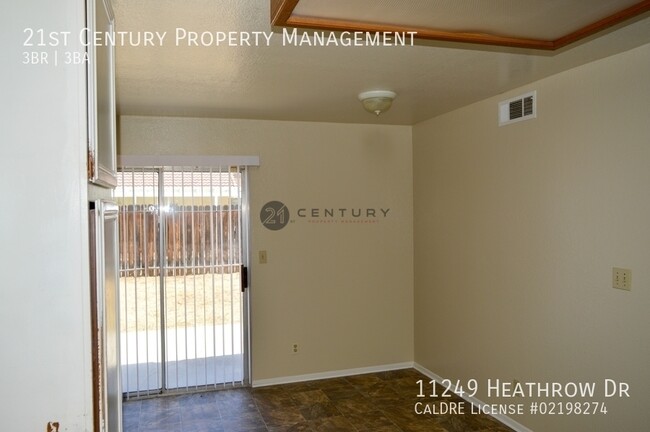 Photo - 11249 Heathrow Dr