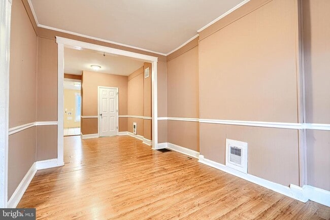 Photo - 2715 E Monument St