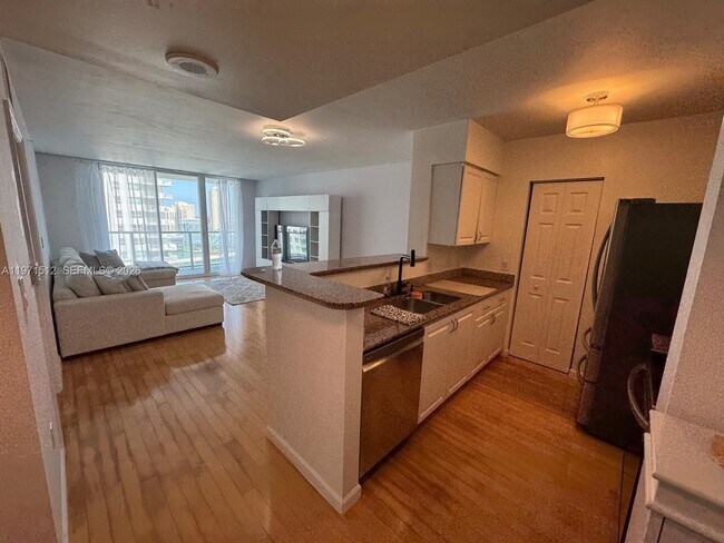 Photo - 1155 Brickell Bay Dr Unidad 2306