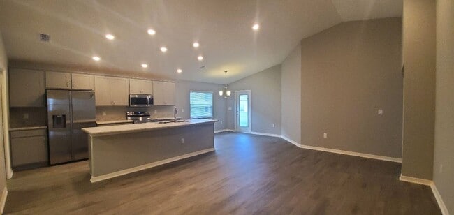 Photo - 4-bedroom Home in Villamar **MOVE-IN SPECIAL, 50% OFF 2ND MONTH***