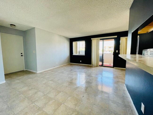 Photo - Remodeled 2 Bedroom Condo