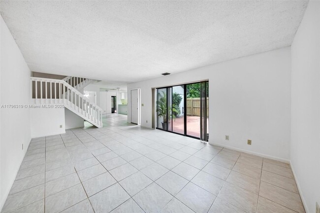 Photo - 3199 Cocoplum Cir