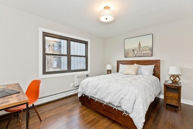 Photo - 5536 N Sheridan Rd