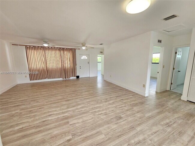 Photo - 7908 Granada Blvd