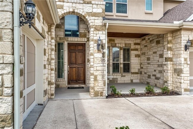 Photo - 16404 Aventura Ave House