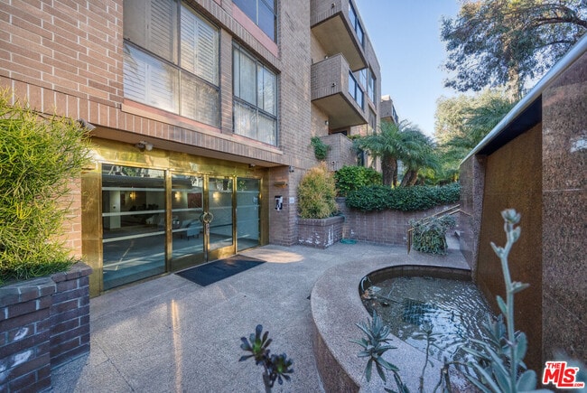 Photo - 235 S Tower Dr Unit 106