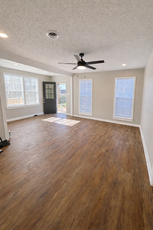 Photo - 7969 Harrold St