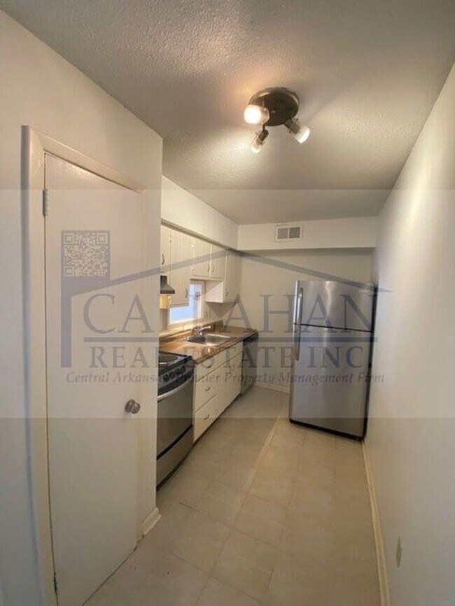 Photo - Mid Town 1 Bedroom