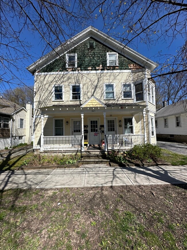 Photo - 825 N Aurora St Apartments Unit 3