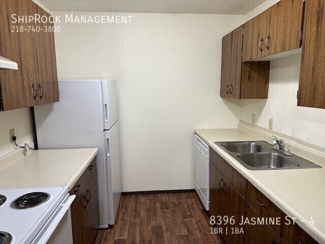 Photo - Meadowbrook Apartments 8388 #4 Unit 4